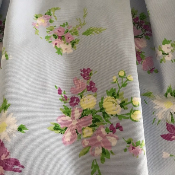 Beautiful Janie and Jack blue floral dress 5 like new - Picture 2 of 6